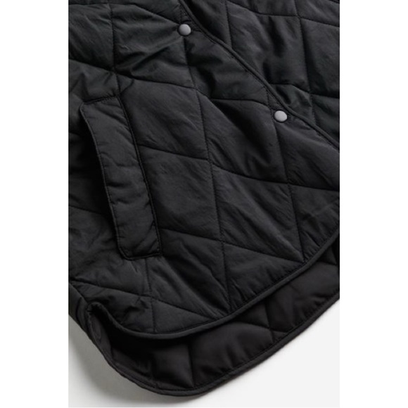 Black Quilted Jacket (S,M) - Picture 8 of 13
